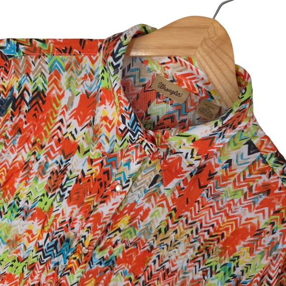 Wrangler Tops - Wrangler Shirt Womens XL Chevron Geometric Rayon Button Up Pearl Snap Western